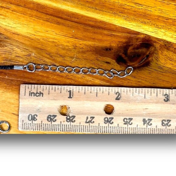 Natural Amethyst Quartz Necklace Pendant Raw Spiritual Balance Calming NWOT - Picture 6 of 11